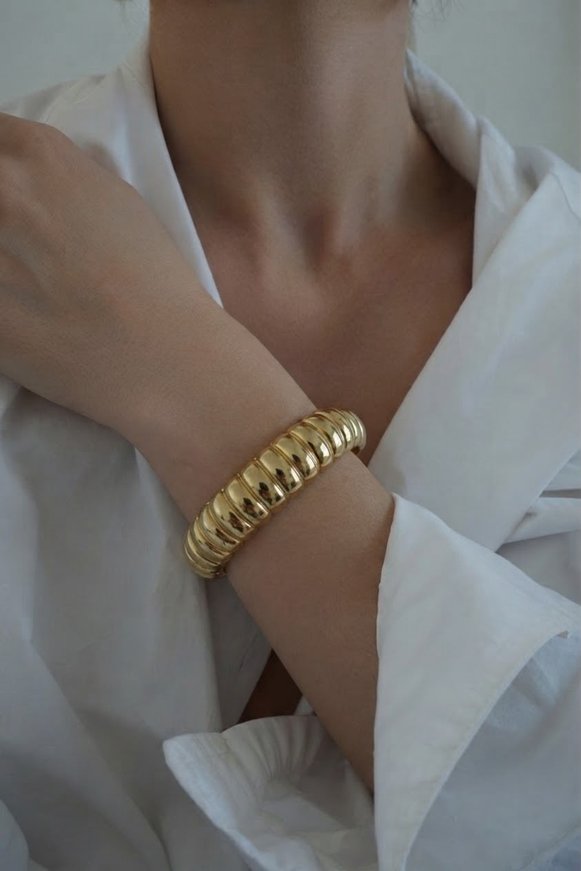Acrylic Ribbed Chunky Bangle Bracelet
